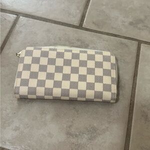 Checkered Women's Wallet